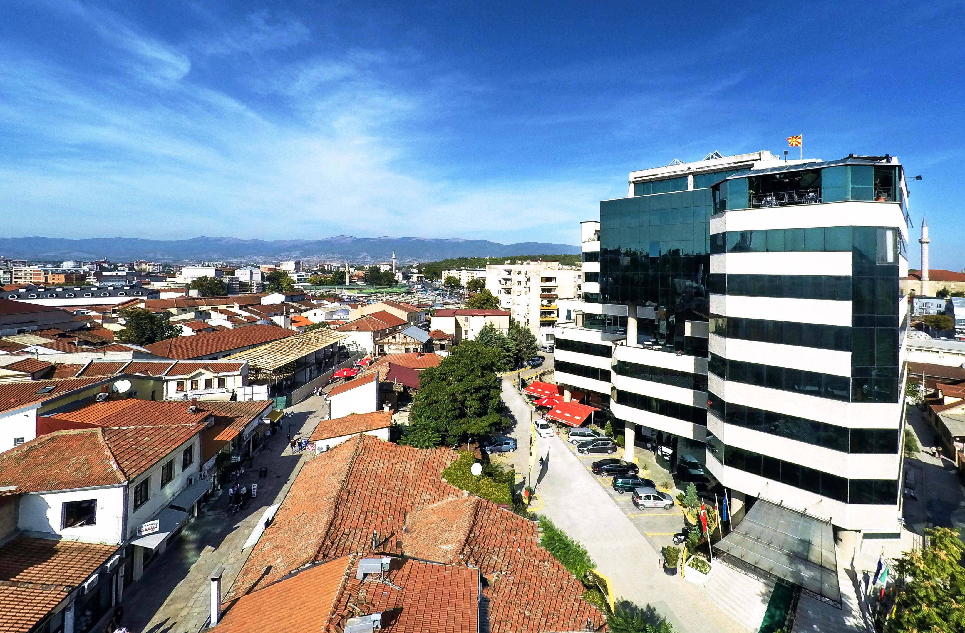 Hotel Arka Skopje Exterior photo The center of the city
